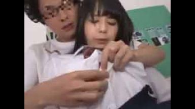【近親相姦】ブラコンの妹が大好きな兄を誘惑のthumbnail