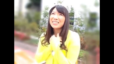 【童貞サポート妻】旦那とご無沙汰すぎて欲求不満奥さんが童貞の性のお悩みお助け！生挿入ピストン悶絶絶頂アへ顔イキ！のthumbnail